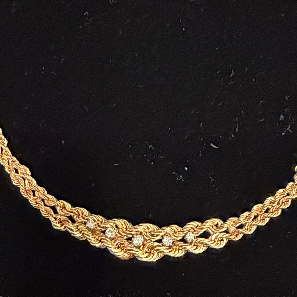 Solid 14K Gold Necklace w/Natural Round Diamonds. 10.98 Grams - Picture 5 of 15